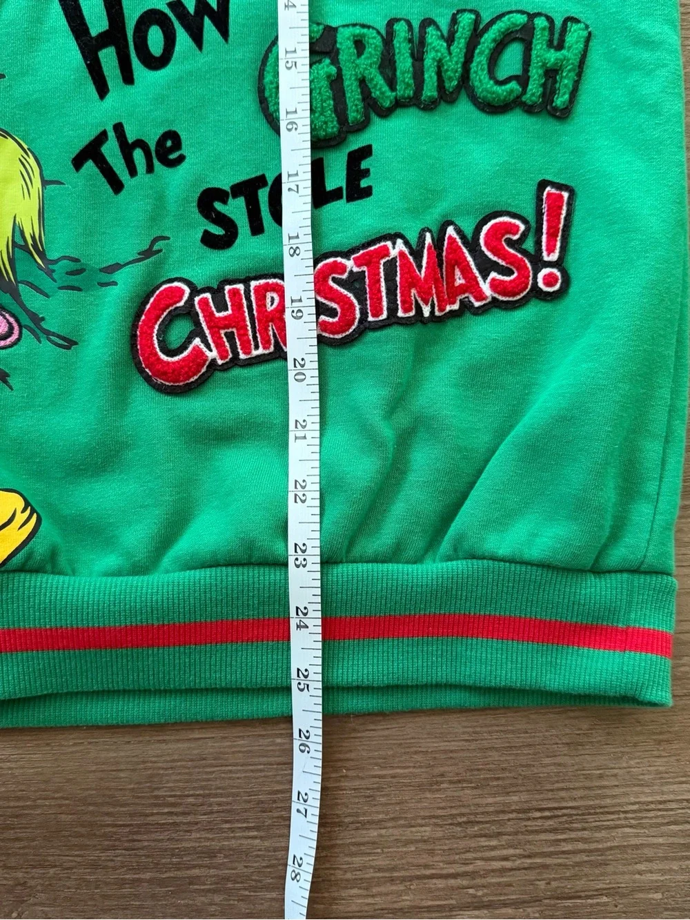 Dr Seuss The Grinch Christmas Green Graphic Sweatshirt Mens Small
